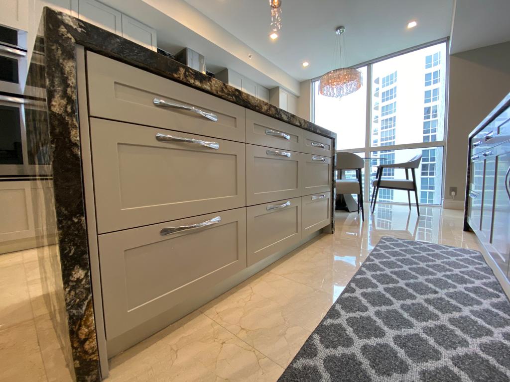 Luxury kitchen cabinets