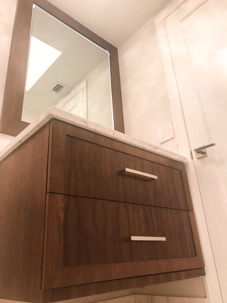 custom bathroom closets